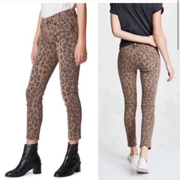 Blank NYC Denim - Blank NYC The Reade Crop Cheetah Print Jeans